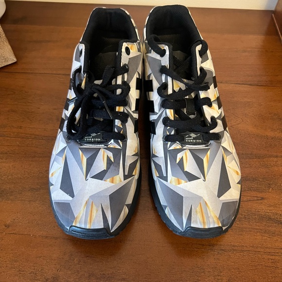 Adidas flux shoes - Picture 2 of 3